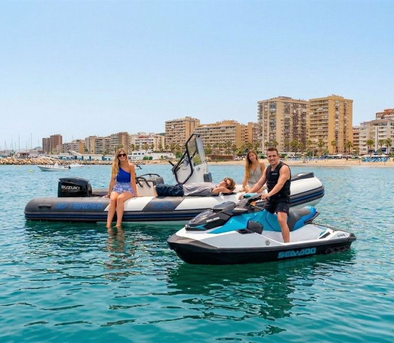 Alquiler de motos de agua para grupos en Fuengirola cerca de Marbella y Málaga